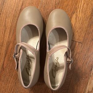Capezio Tele Tone Tap Shoes Women’s size 7M